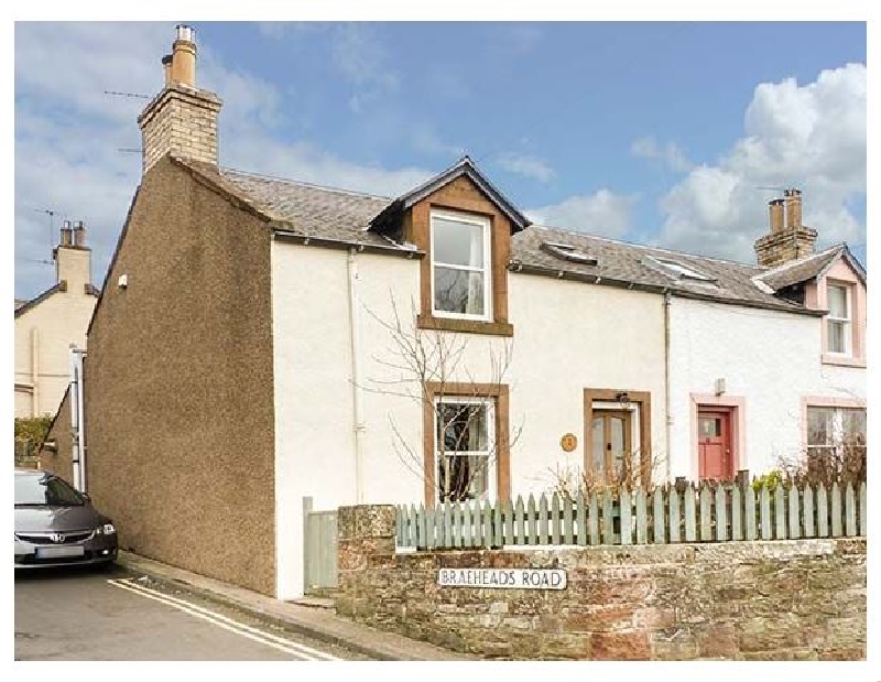 1 Blinkbonny Cottages a british holiday cottage for 3 in , 