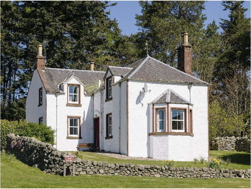 Click here for more about Rottal Farmhouse