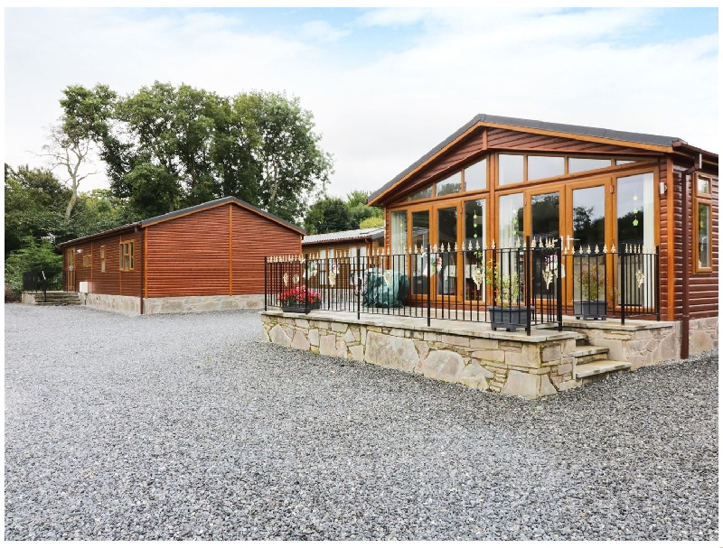 Grand Eagles Luxury Lodge Park a british holiday cottage for 5 in , 