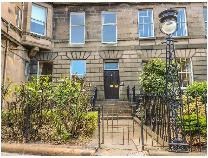 Click here for more about 3 Lynedoch Place